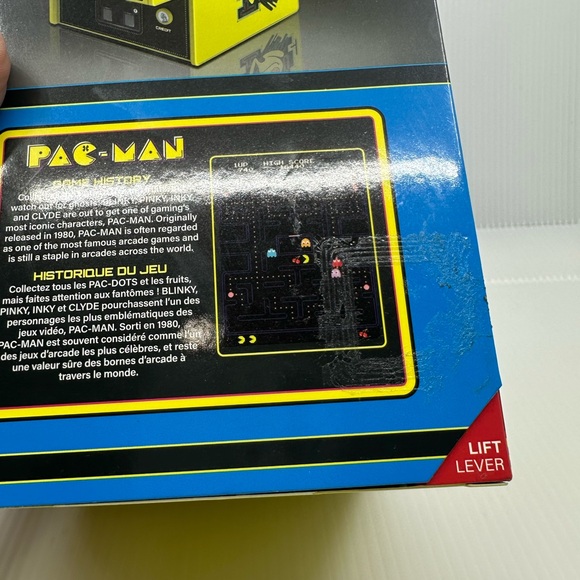 Pac-Man Retro Arcade Game IN PACKAGING